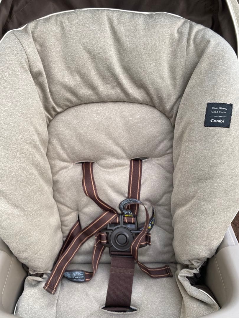 【美品】Combi コンビ ネムリラ BEDi Long スリープシェル EG