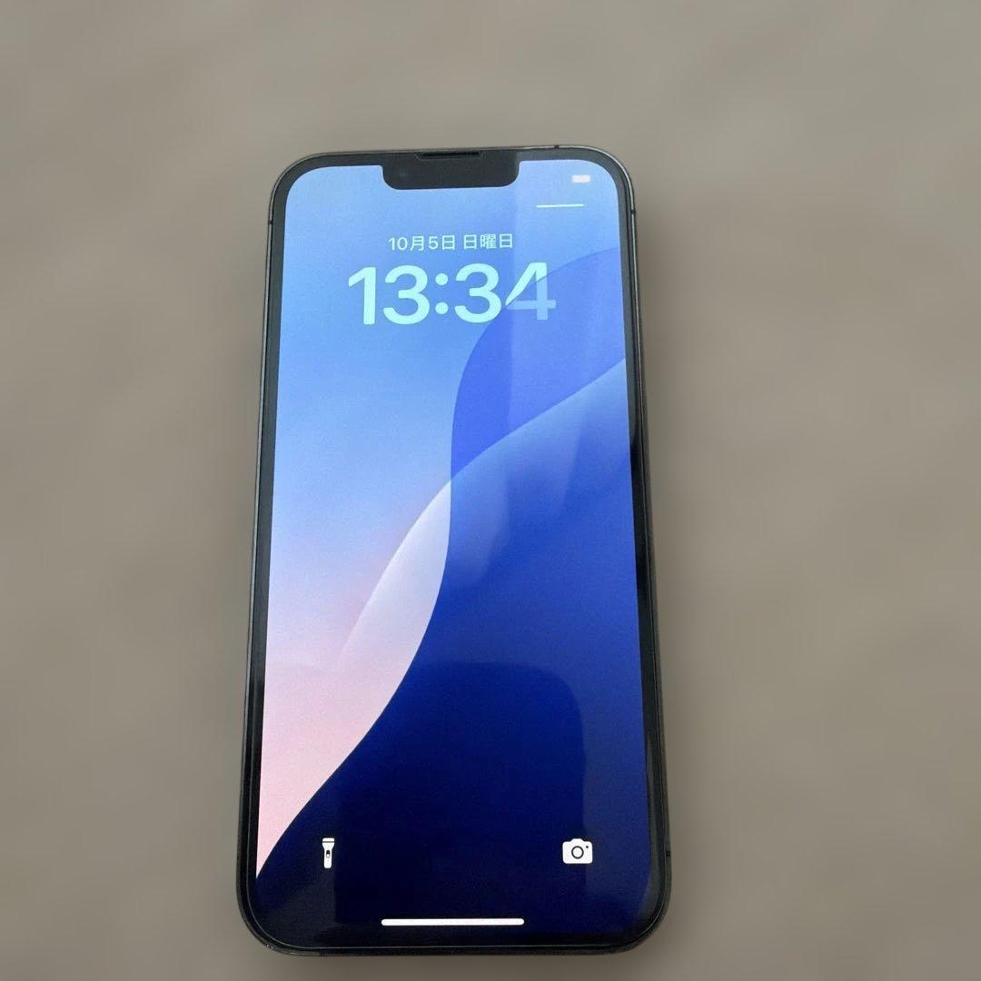 Apple iPhone 13 Pro 本体