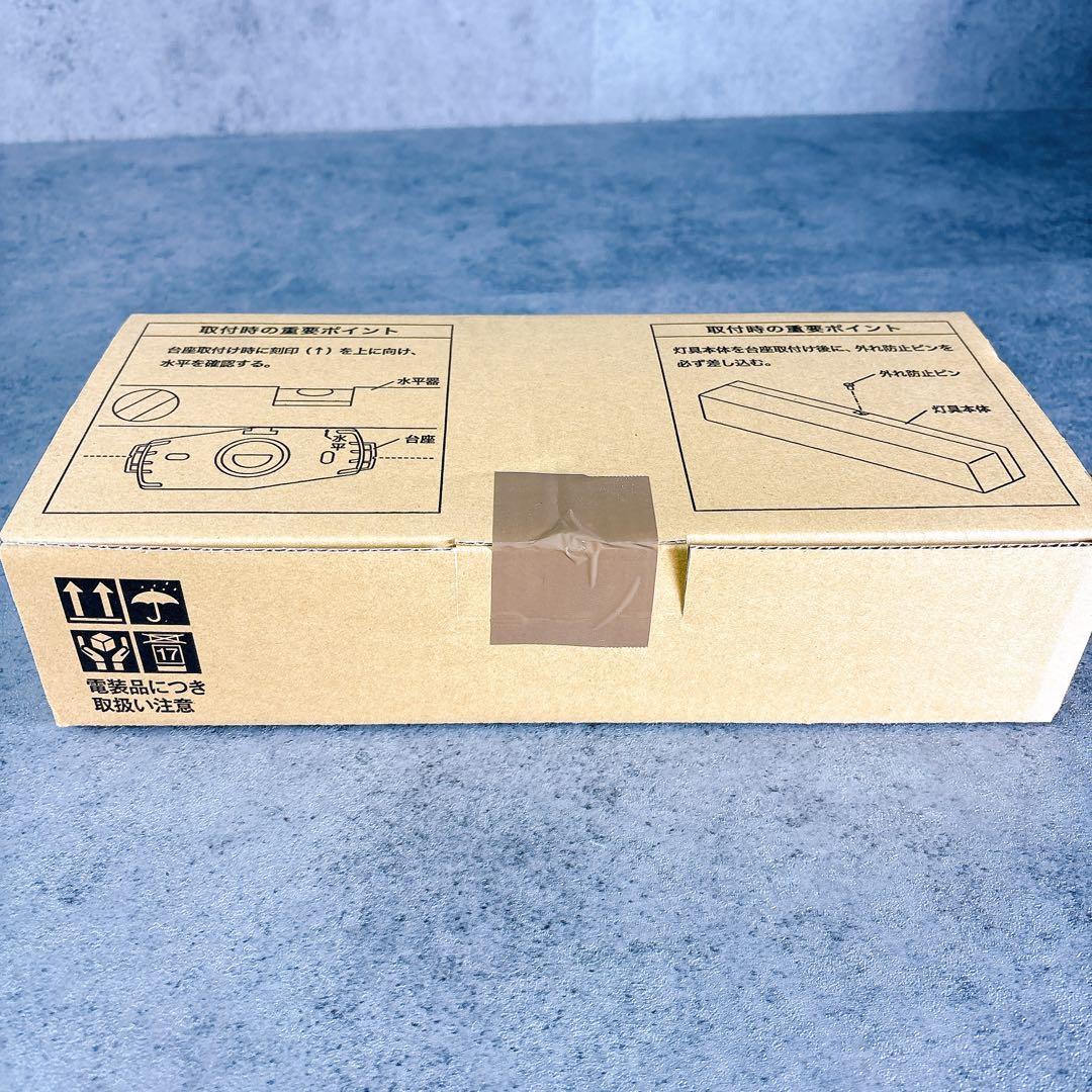 LIXILリクシル　浴室　スリムレクタ照明　1個　LE-T1-1A/1L