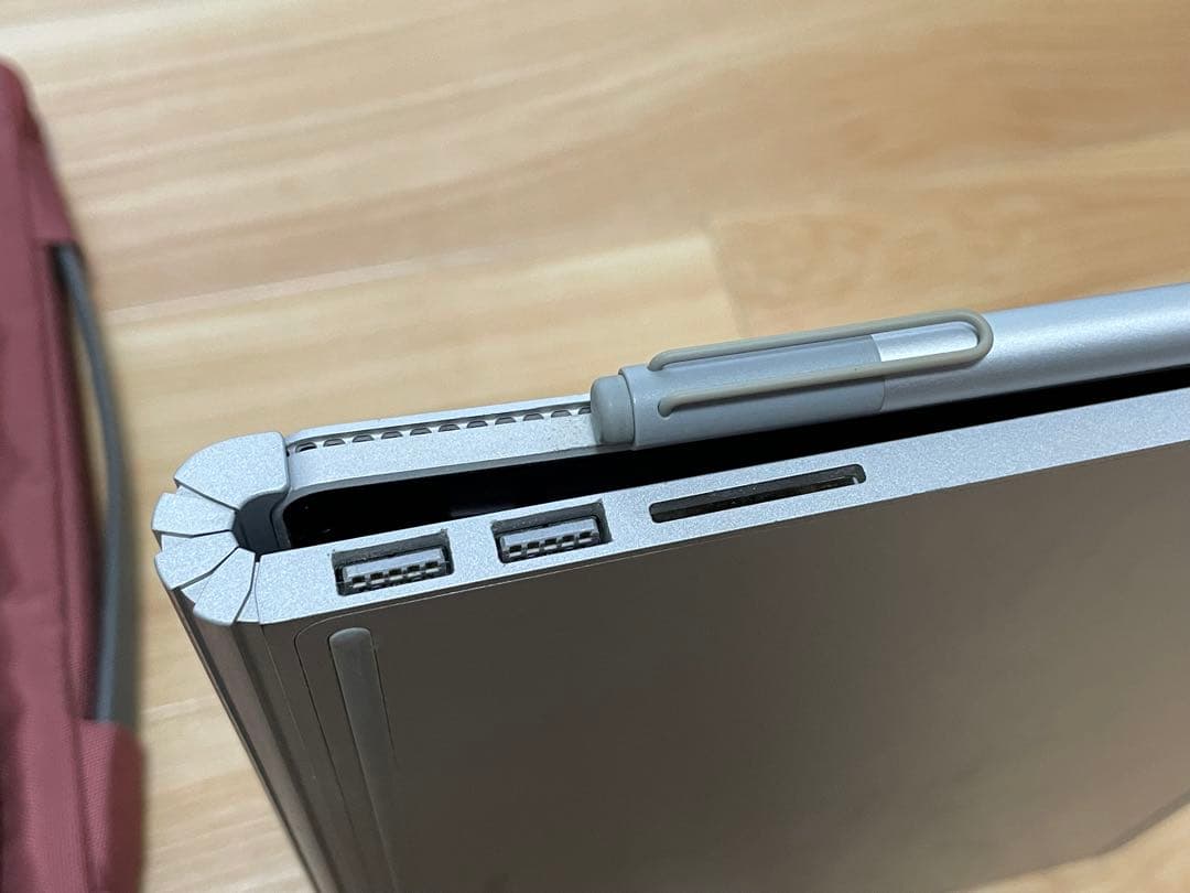 Surface Book 256GB 本体＋ケース＋純正ペン付き