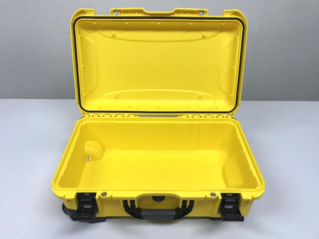 未使用品　NANUK ナヌーク935　防水ハードケース　NK935Y　イエロー