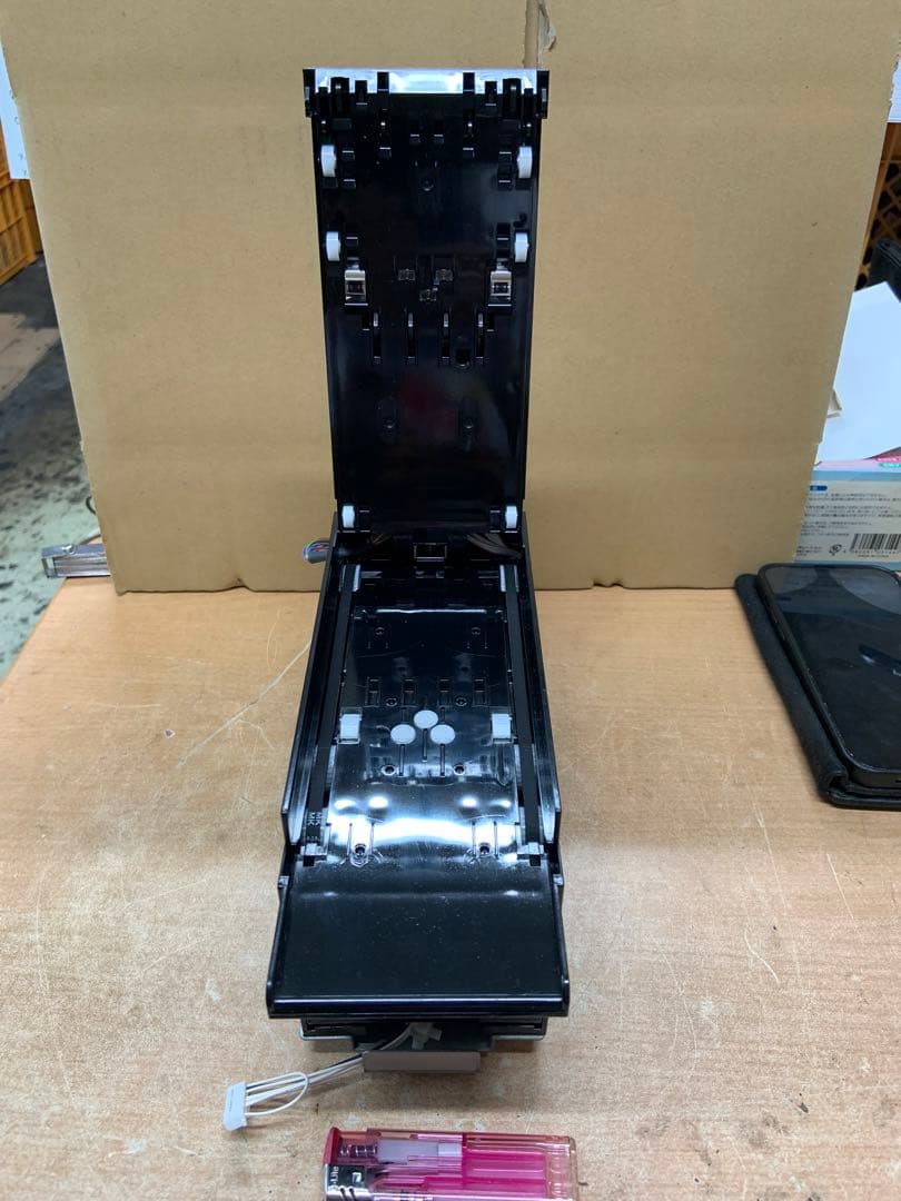 両替機　EMS-7 識別機　中古品　領収書OK ※鉄板は要返却