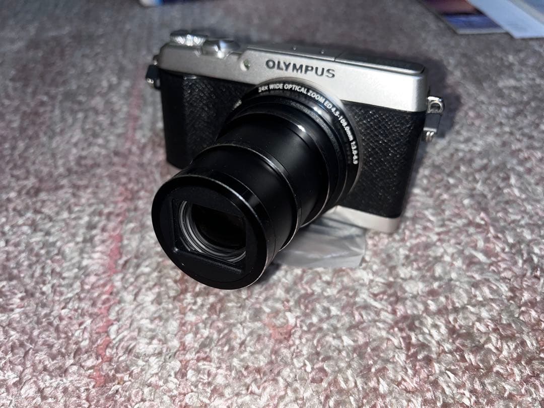 OLYMPUS STYLUS SH-3　コンパクトデジタルカメラ