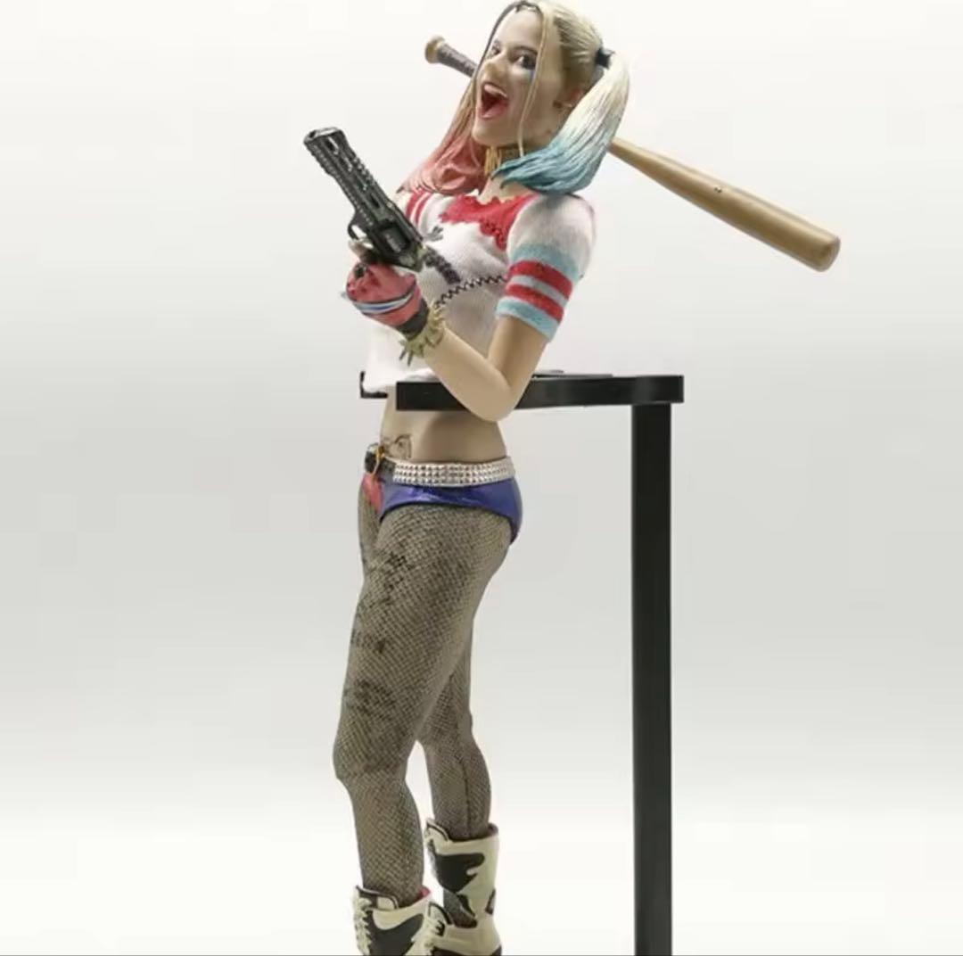 30cm ハーレイクイン 1/6 バットマン スーサイド スクワッド　フィギュア