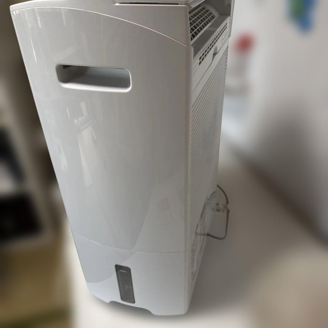 パナソニック 22年 ハイブリッド方式衣類乾燥除湿機「F-YHVX120」 美品