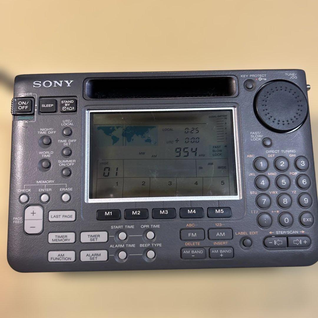 SONY ICF-SW55 短波ラジオ。電源入りました。国内AM聞こえました。