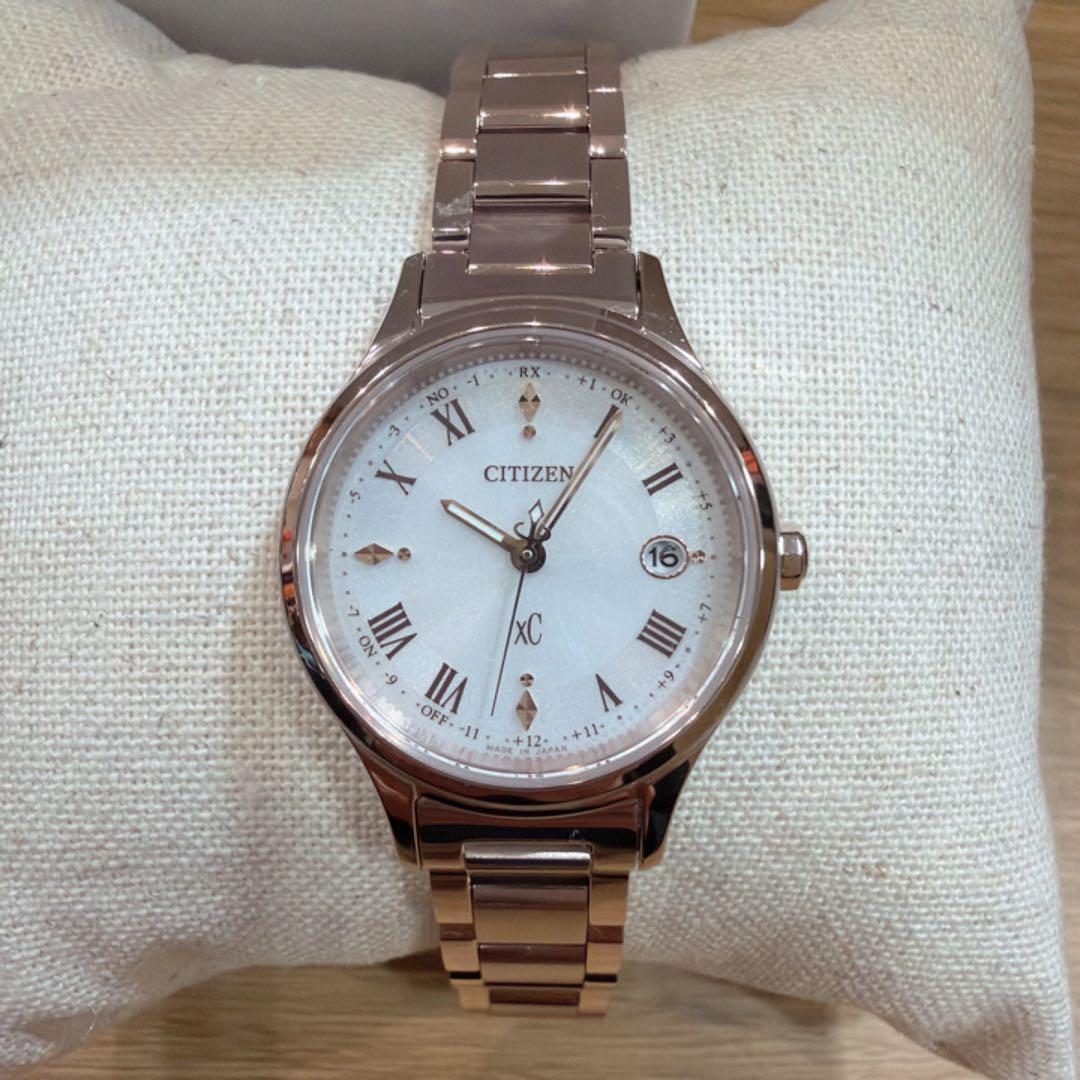 【ひぃ～こ】シチズンXC ES9497-96A