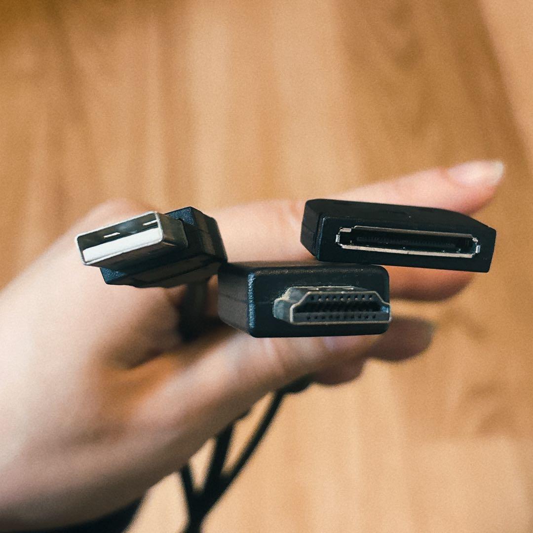 液タブwacom CINTIQ 13HD