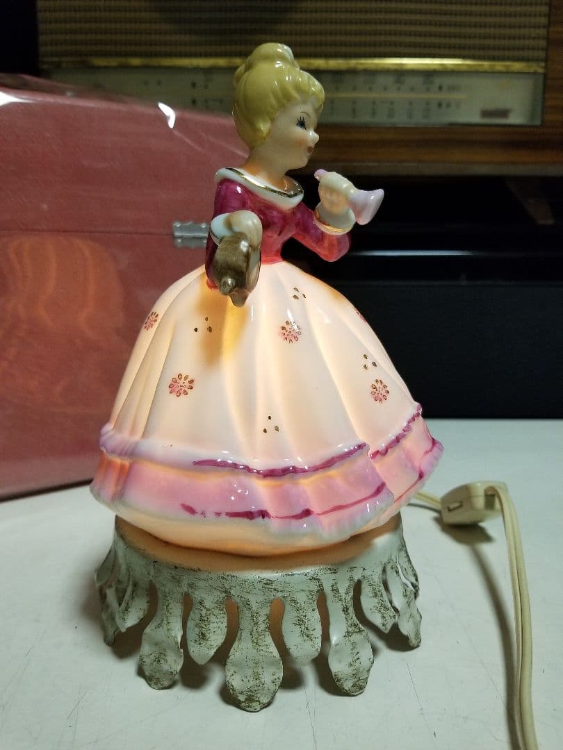 1970's　アラジン社　アメリカ製　陶器　リモージュ　レディドール　ランプ