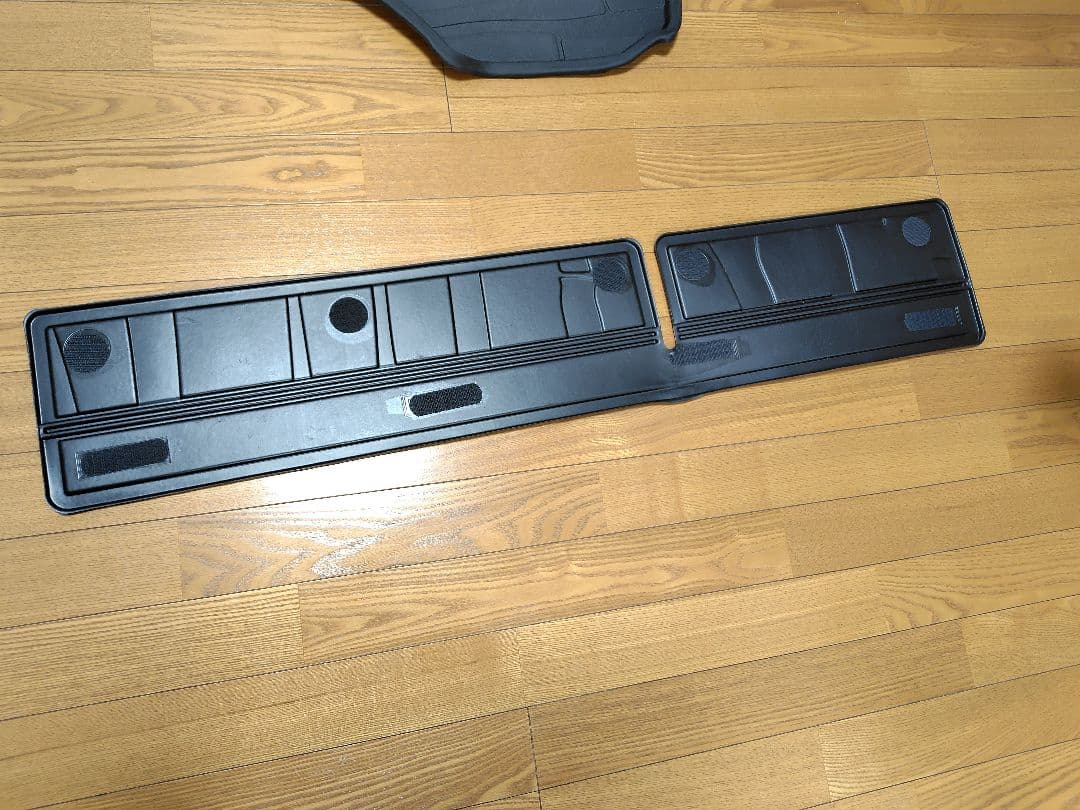 SK系フォレスター　米スバル純正ラゲッジプロテクター