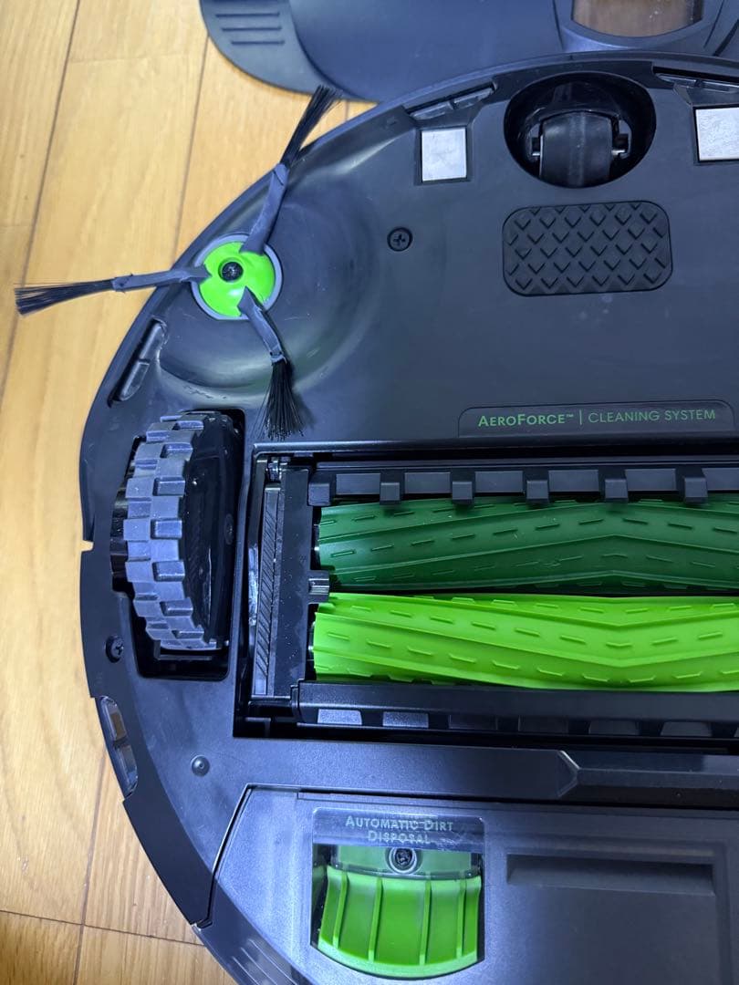 ロボット掃除機 iRobot ルンバj7+