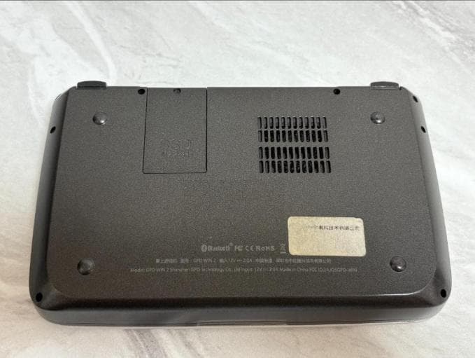 GPD WIN2 128GB 携帯型ゲーミングPC