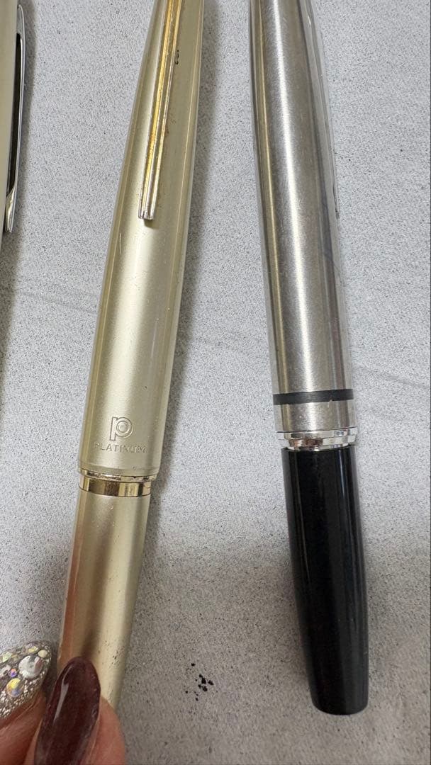 万年筆ペン先 18K 二つ