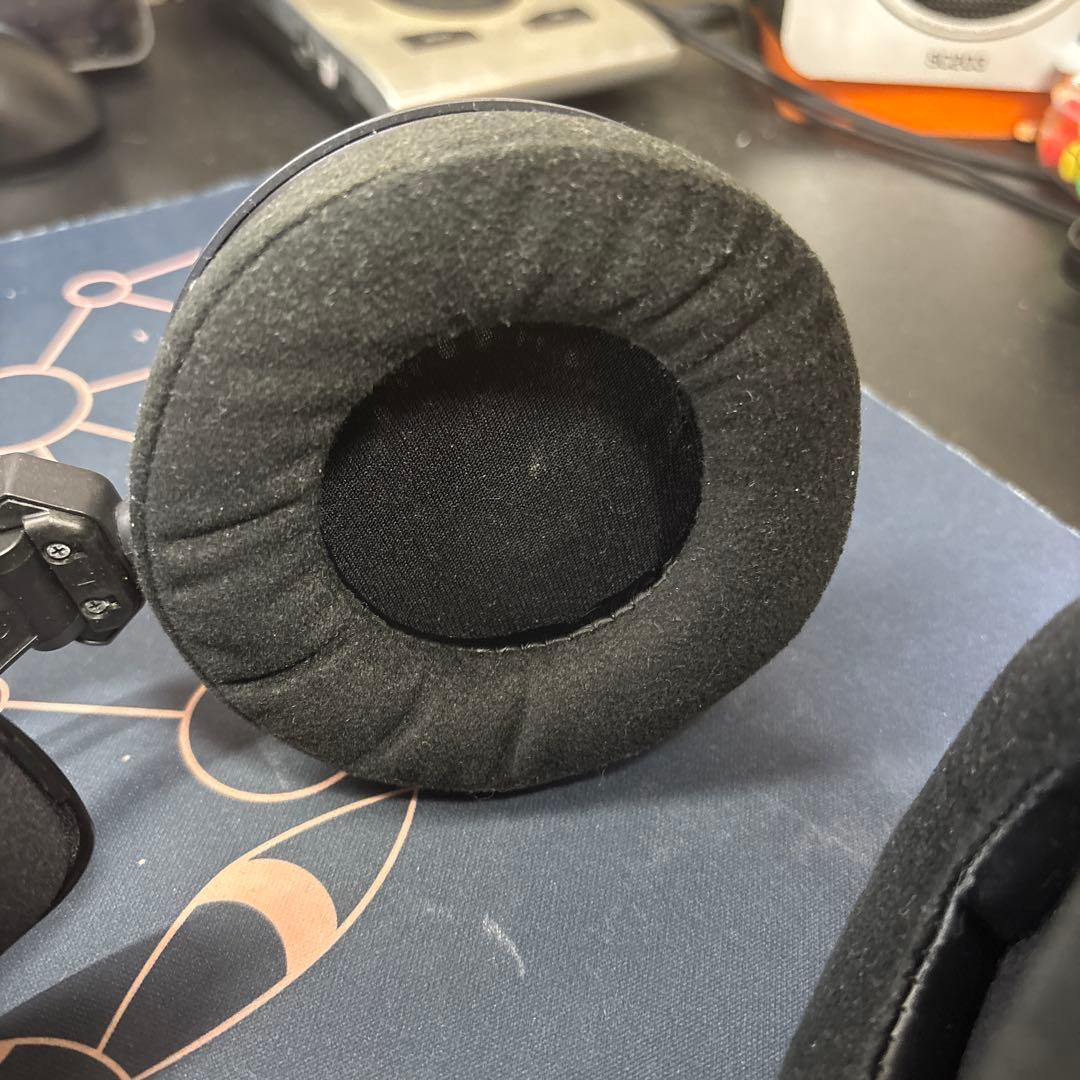 ヘッドホン Audio Technica ATH-R70x