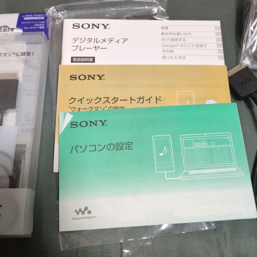 ウォークマン　魔法少女まどか☆マギカ[新編]叛逆の物語　映画公開記念モデル