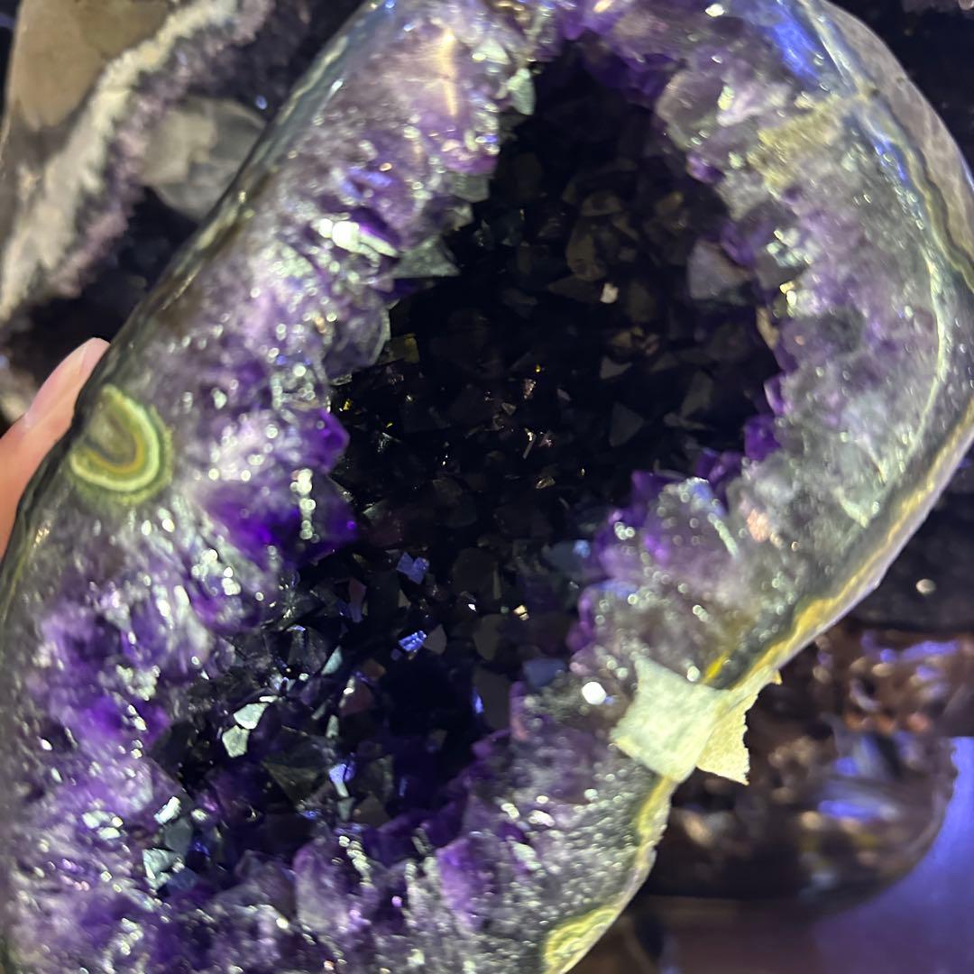 天然石アメジストのドーム　置物　台座付きG.40