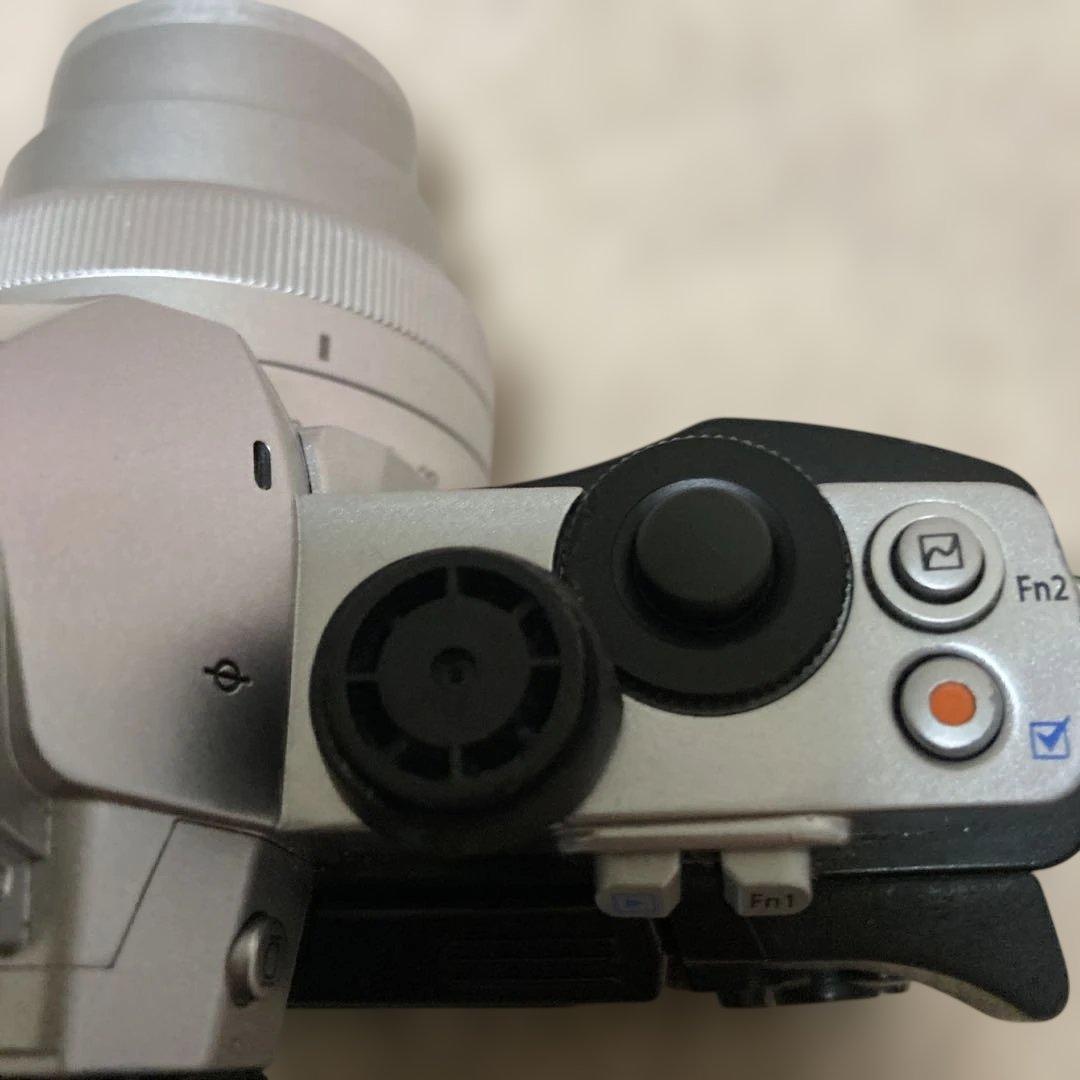 OLYMPUS ミラーレス一眼カメラ 本体