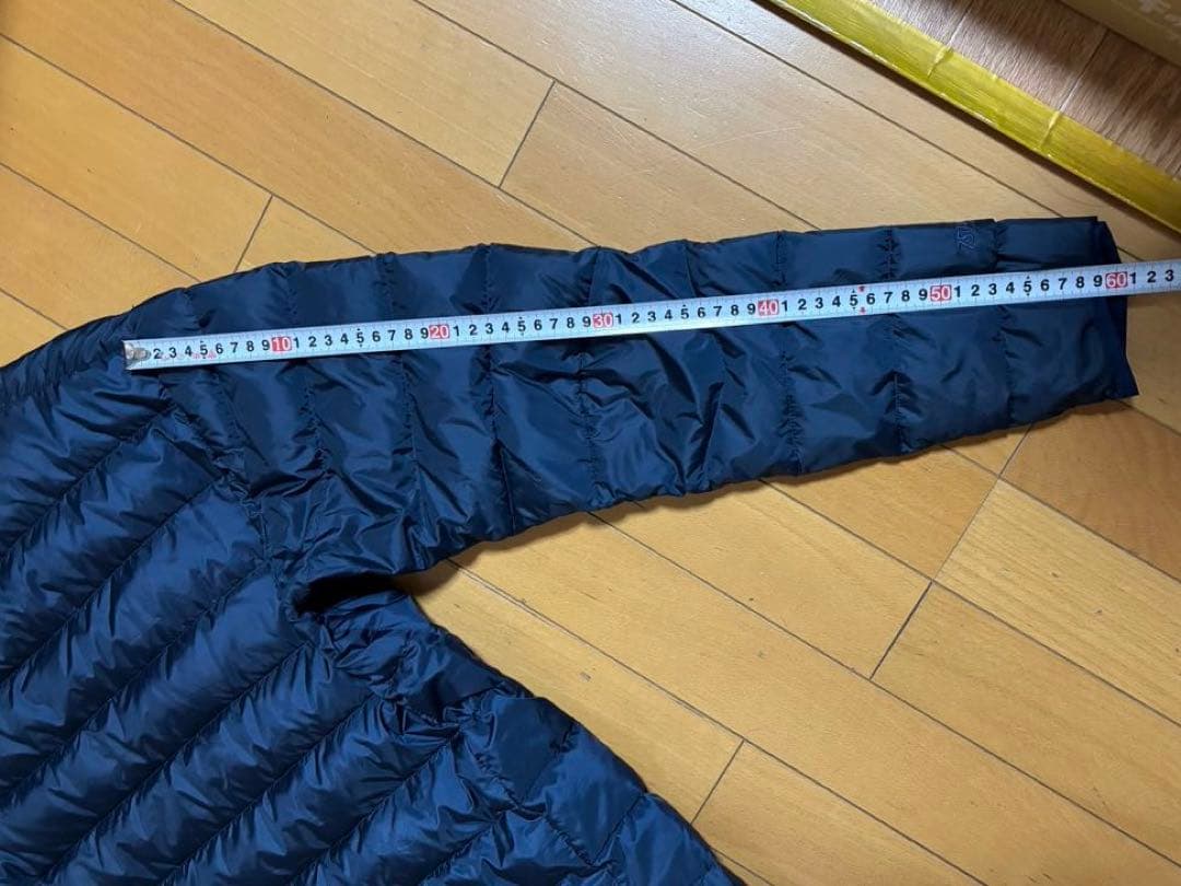 marmot メンズダウン　紺色　750