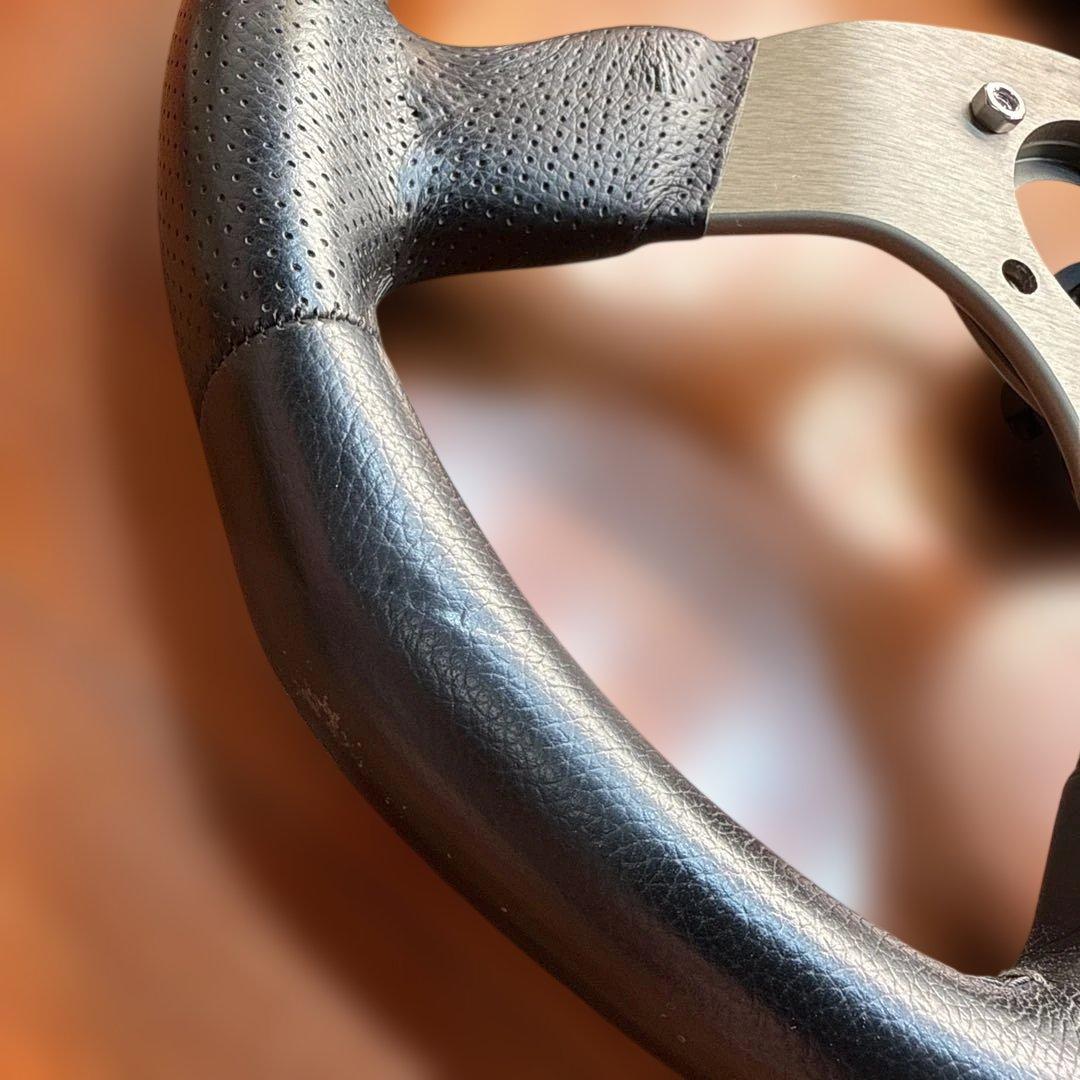 momo race 320mm ステアリング やっぱ小径のもんよ