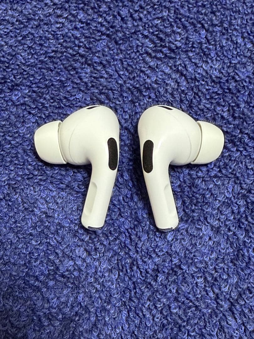 【美品】Apple AirPods Pro 第2世代 MagSafe充電