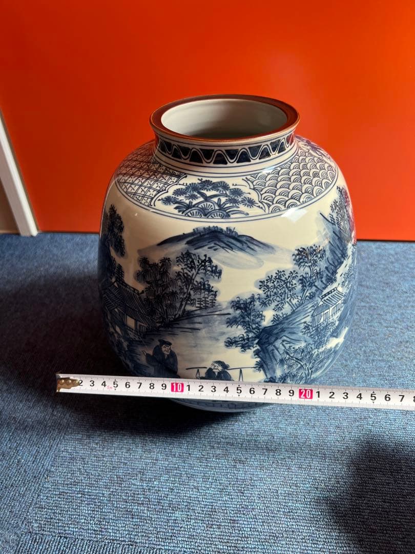 877 珍品　希少　九谷万象　山水人物図案染付花瓶