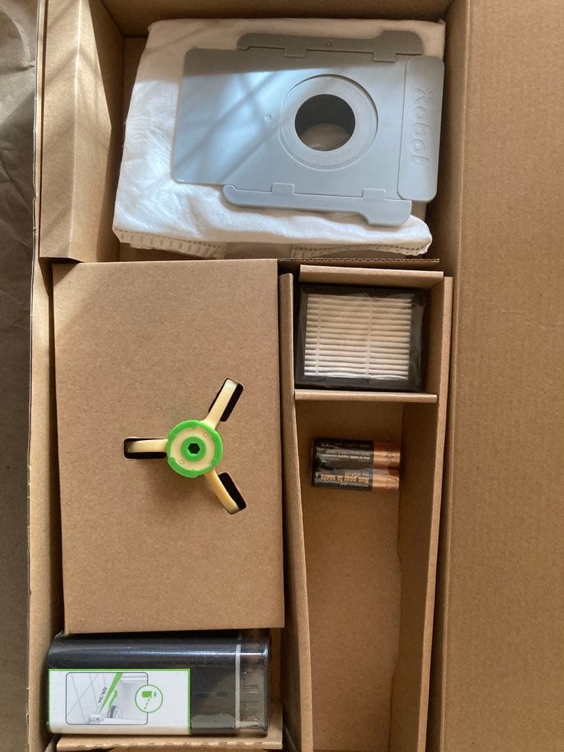 【Irobot Roombai7+】アイロボットルンバ+純正紙パック3枚+付属品