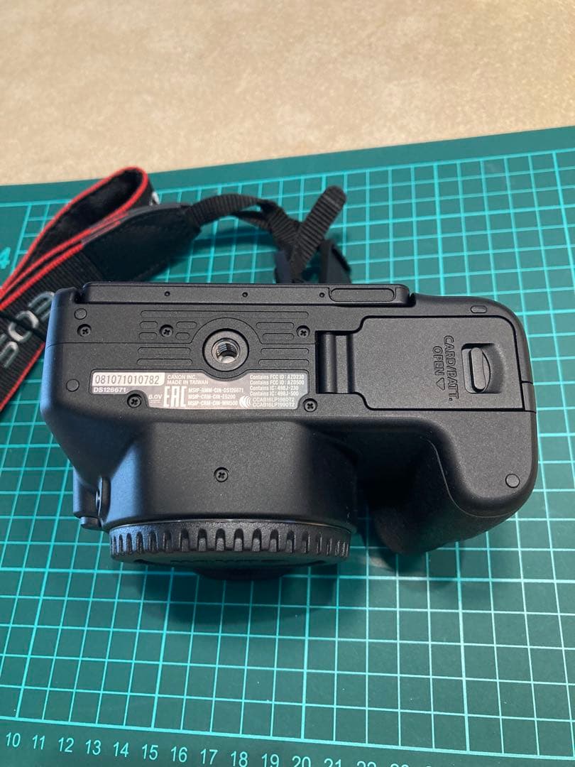 Canon EOS KISS X9 レンズ2本付きキット