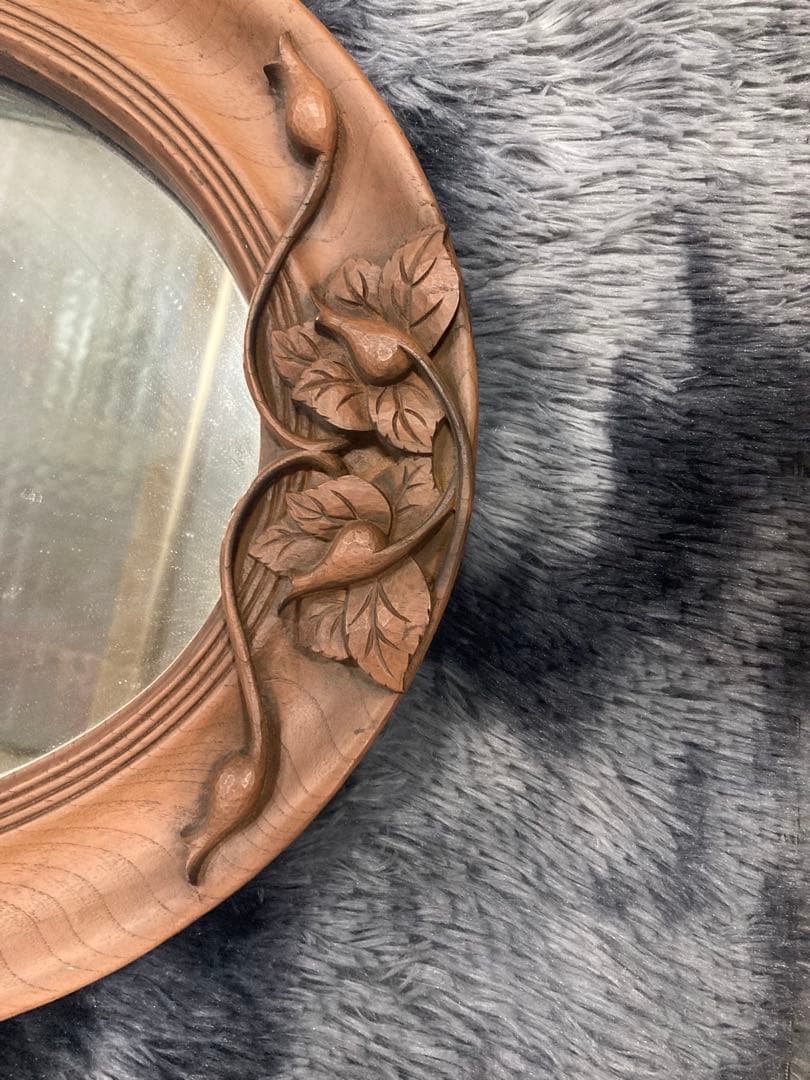 木製楕円形壁掛けミラー 花彫刻 ブリヂストン　ビーエスファミリーミラー