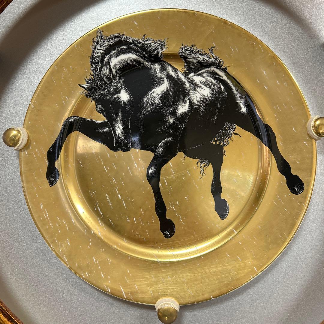 馬(エクウス)ブラック＆ゴールド30cmプレート額装(漆ナチュラルカラー壁掛け)