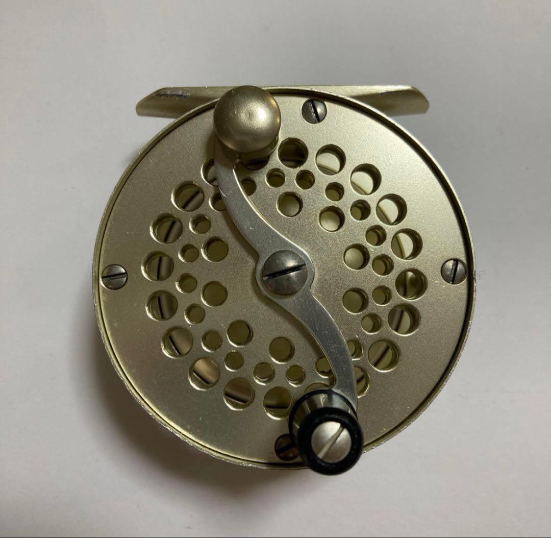 フライ　リール