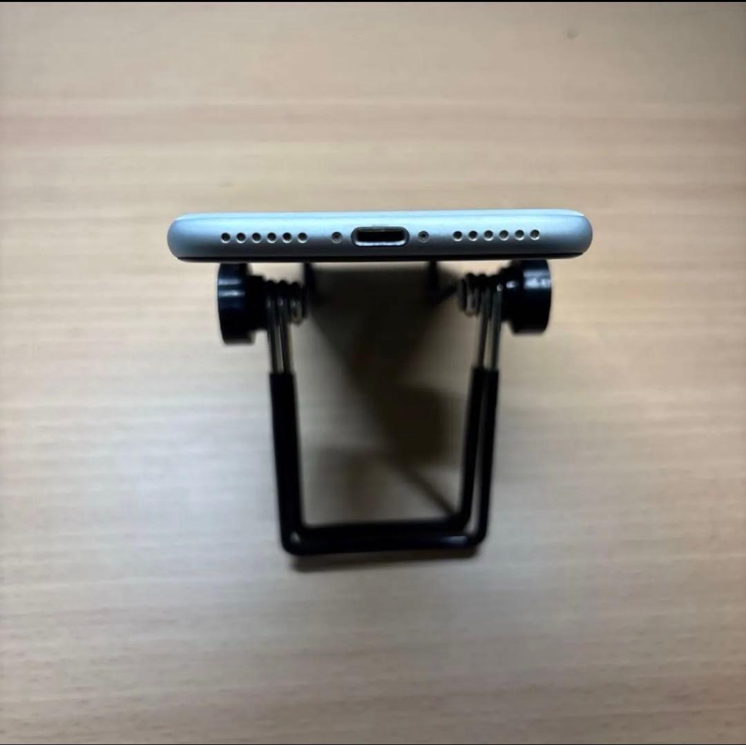 Apple iPhone SE2 ホワイト 美品