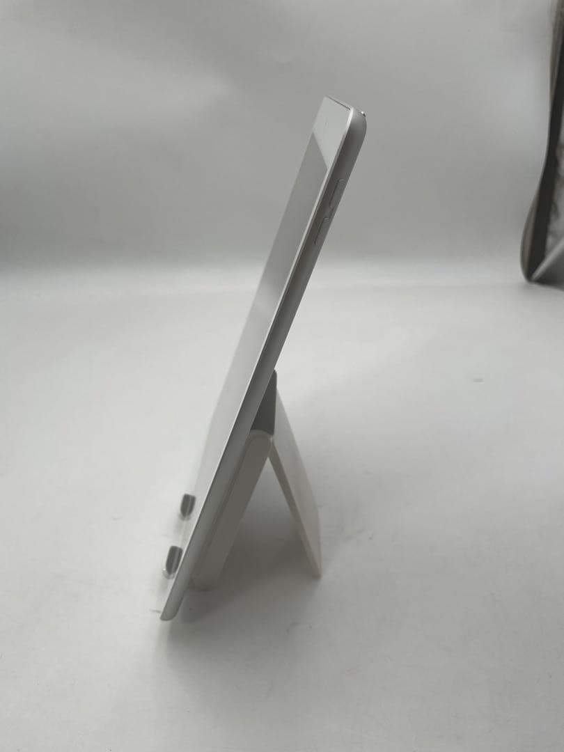 中古 タブレット iPad 第8世代 大容量32GB