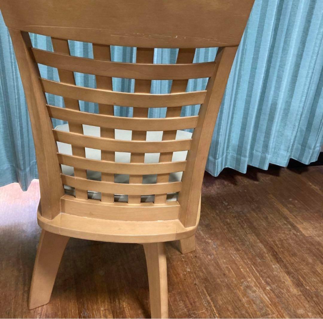 ニトリ木製イス2