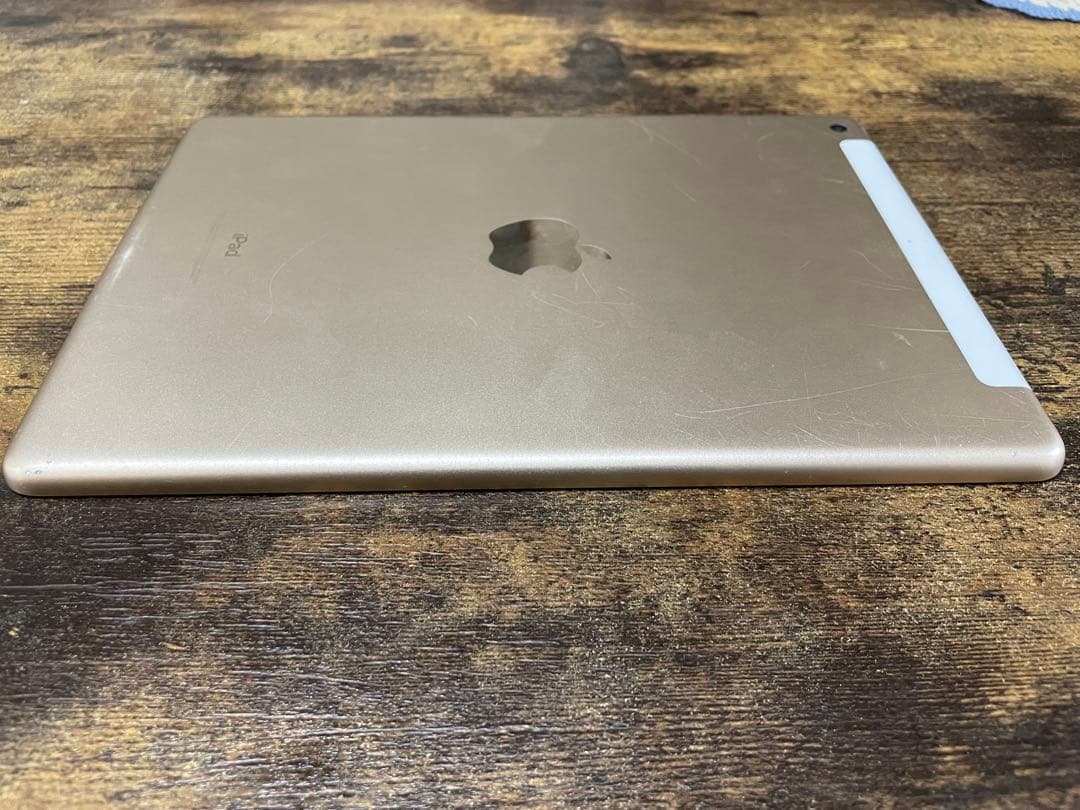 iPad 第5世代 32GB ゴールド