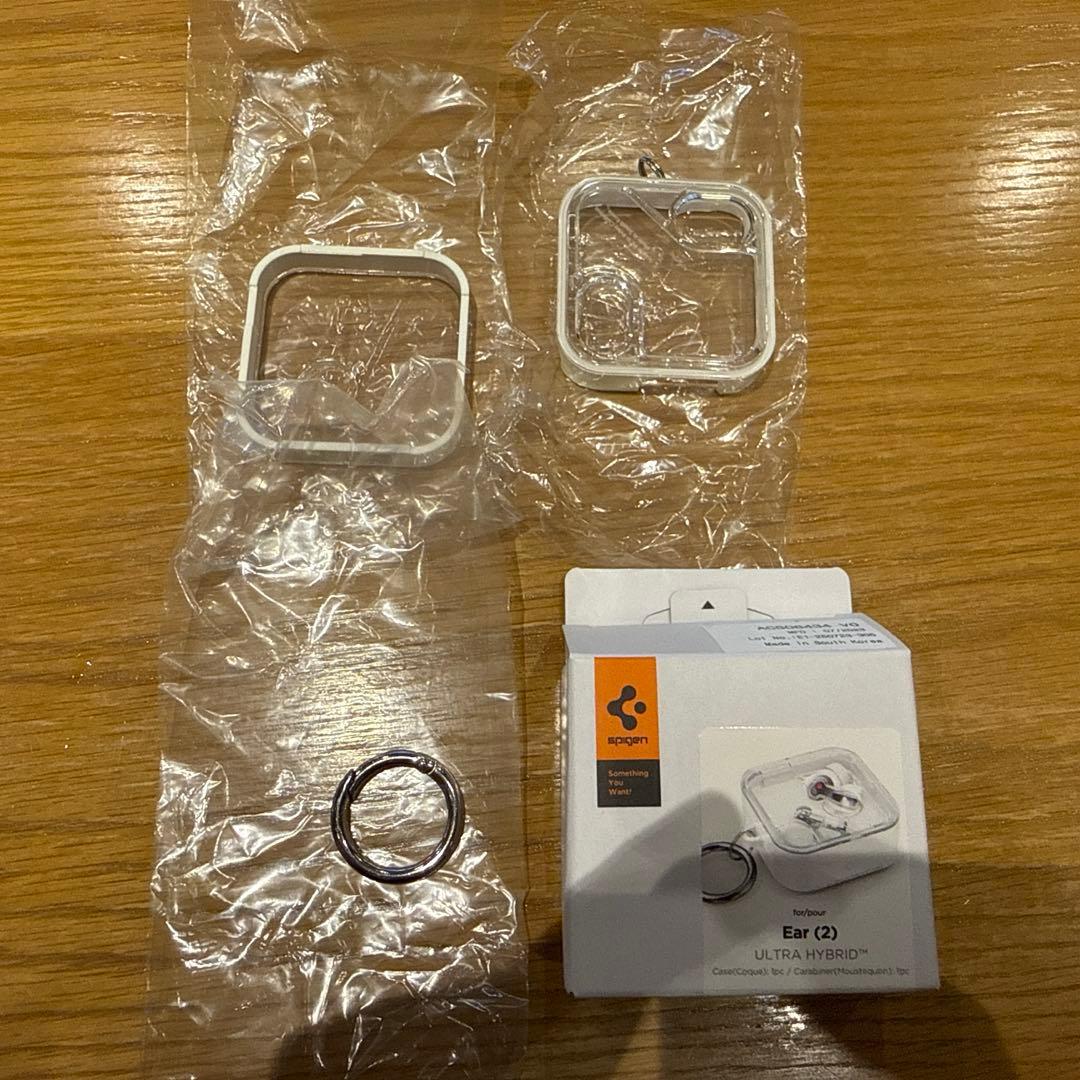 Nothing Ear ホワイトと Spigen のケースセット