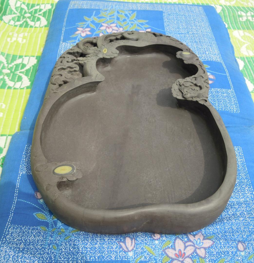 端渓 筆洗い 眼柱多数 彫刻 箱付き　文具四宝 ！！