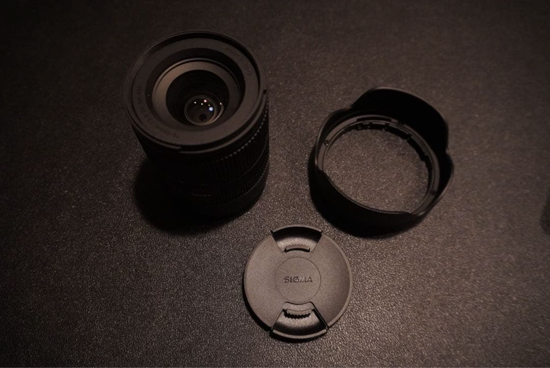 カメラレンズ　SIGMA 18-50mm F2.8 Sony E用