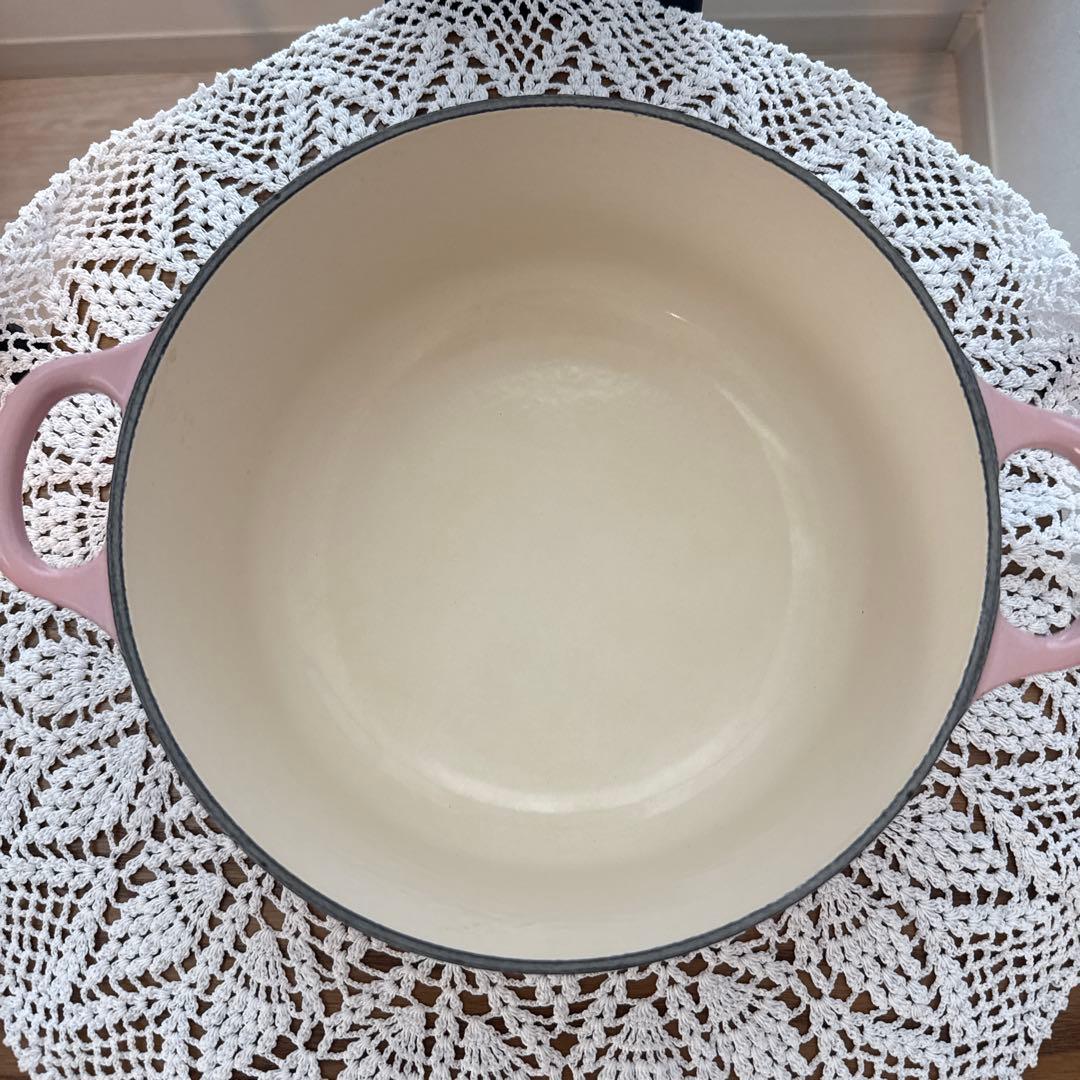 【ル・クルーゼ 正規品】ココットロンド シフォン ピンク 両手鍋 20cm