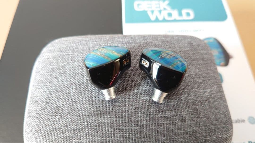 あーねんまつ GEEK WOLD GK100