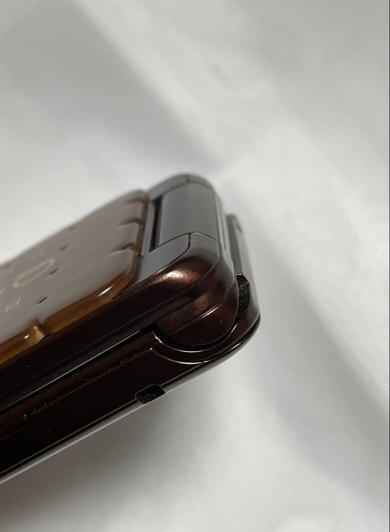 ドコモ　携帯電話　Q-POT SH04C ビスケット　ガラケー 新品電池パック付