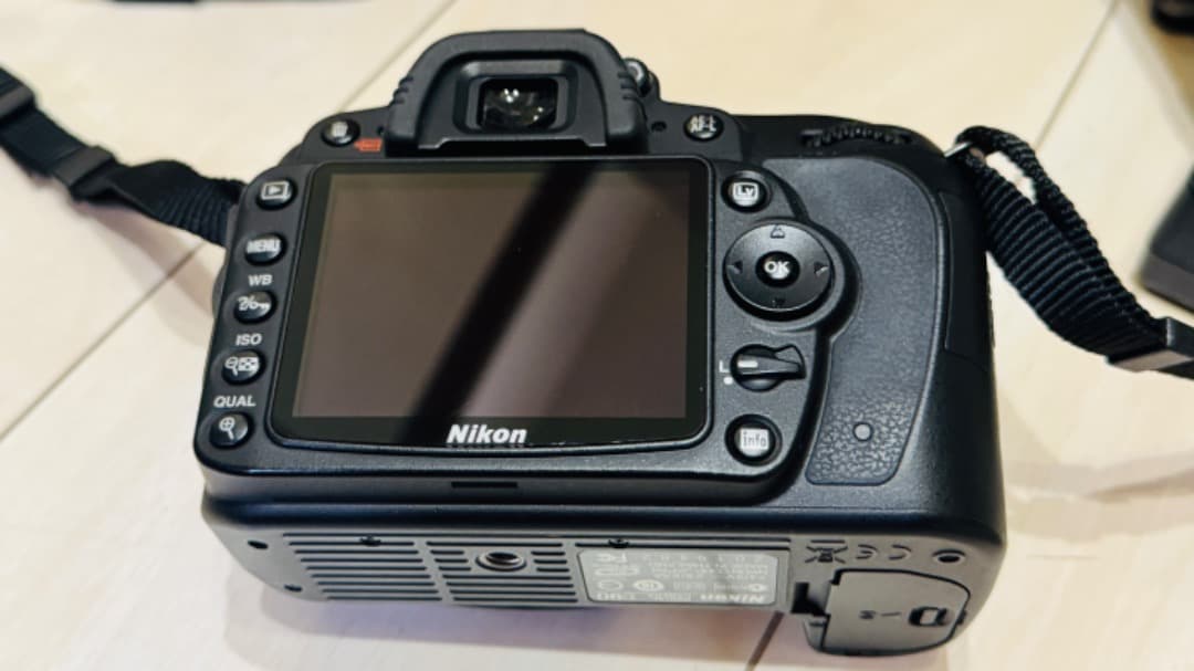 【美品】Nikon D90 ボディ