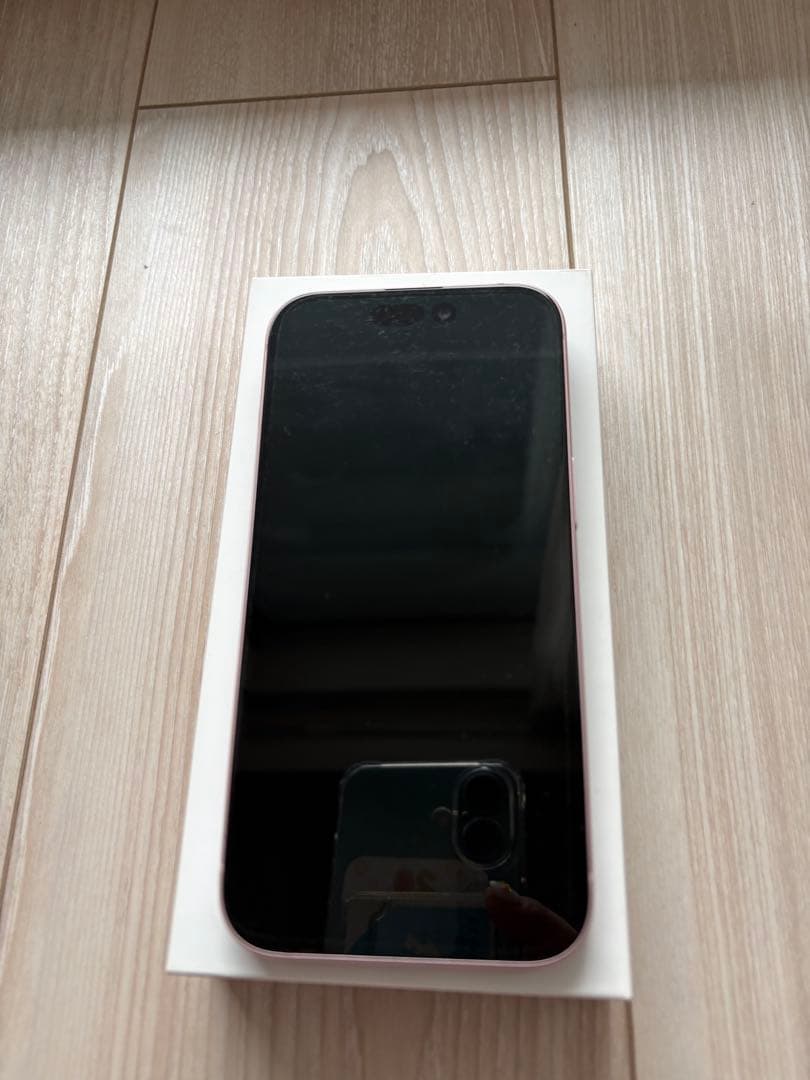 Apple iPhone 15 ピンク 本体　256G