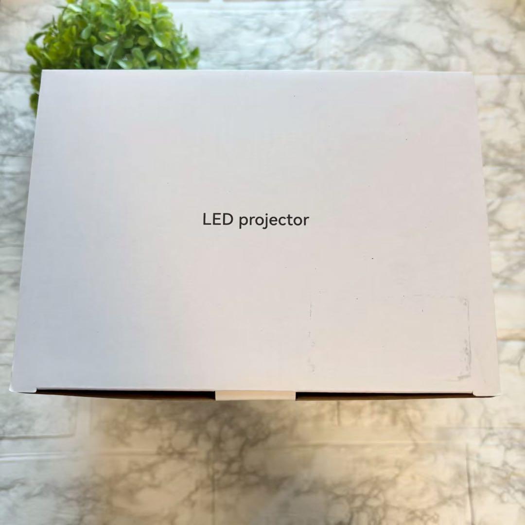 プロジェクター 小型 家庭用 Bluetooth WiFi ホームシアター