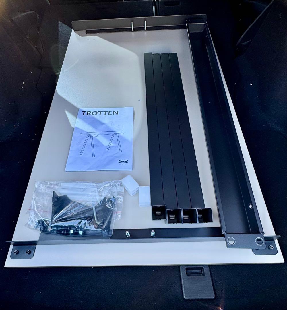 8日までIKEA トロッテン デスク, ベージュ/チャコール, 120x70cm