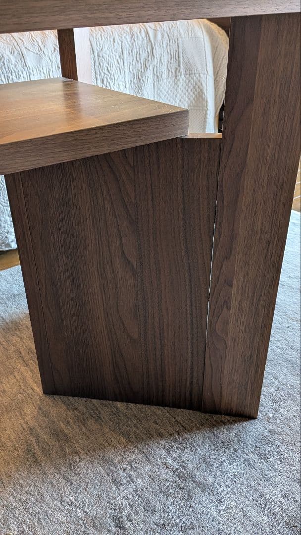 【中古/美品】ローテーブル ウォールナット ガラス天板 飾り棚付 葉山家具