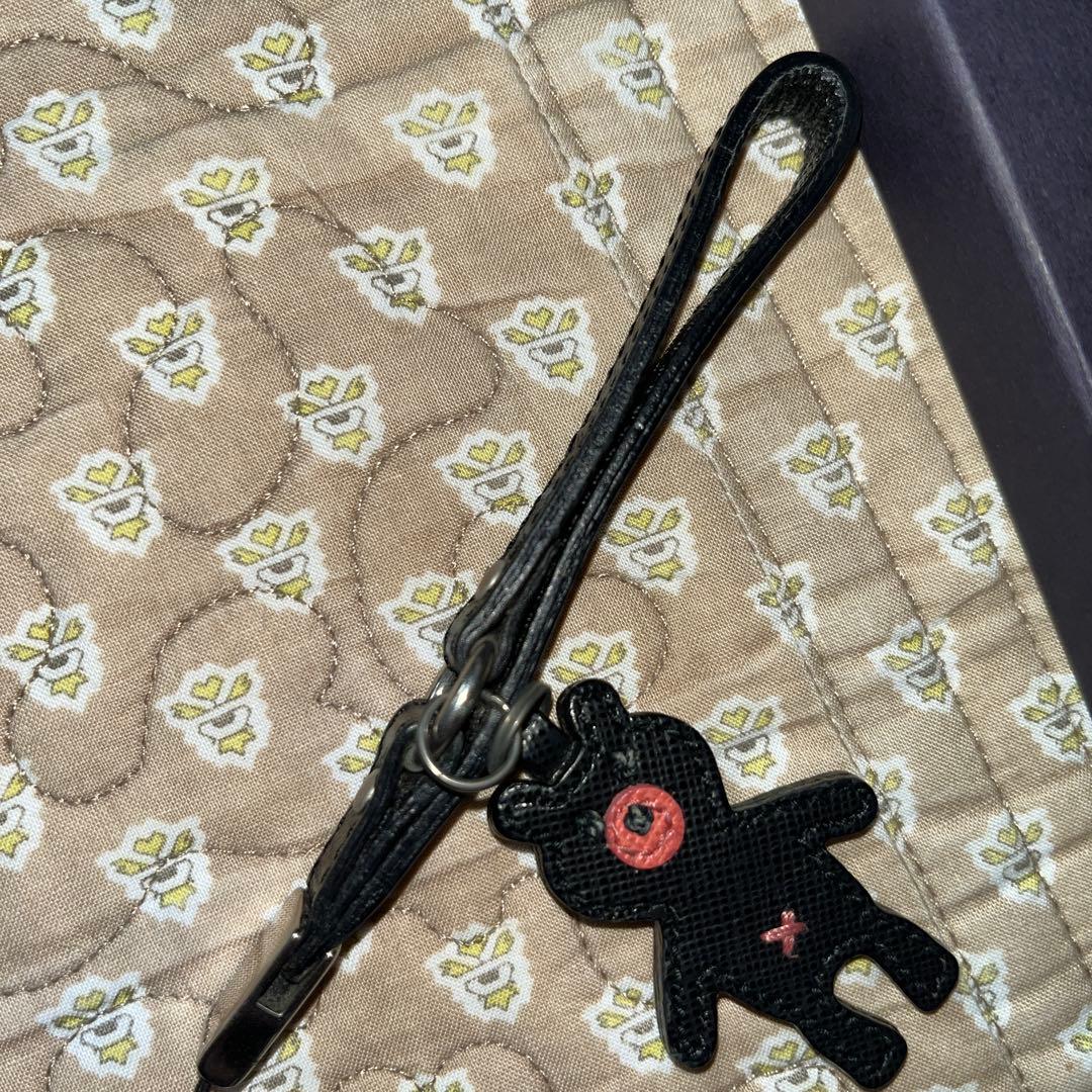 PRADA クマチャーム