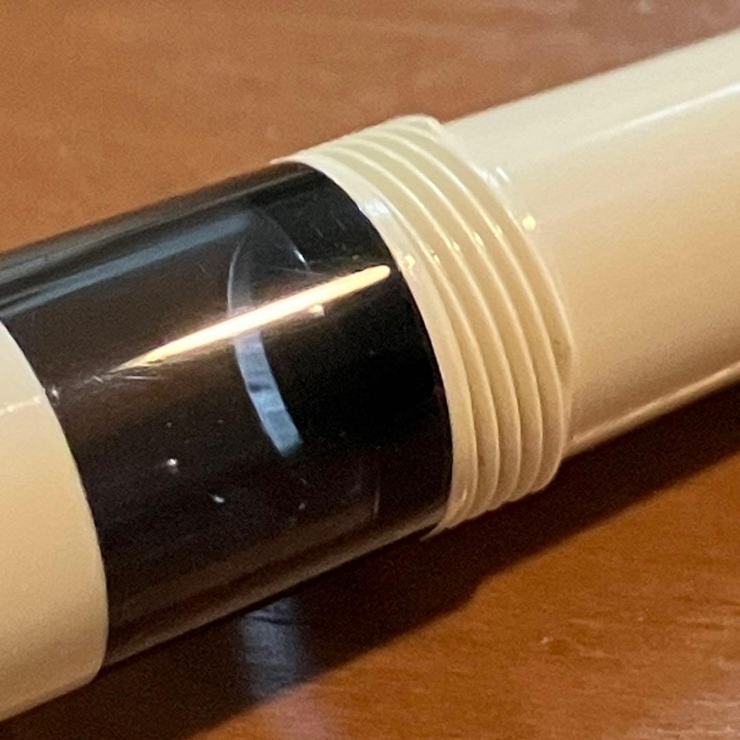 Pelikan 万年筆 M205 ホワイト 中古品