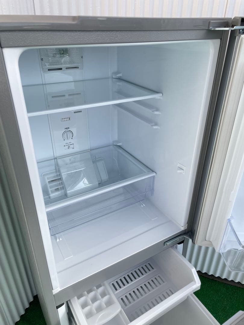 933アクア おしゃれシルバー 2ドア冷蔵庫 126L 右開き 一人暮らし 単身
