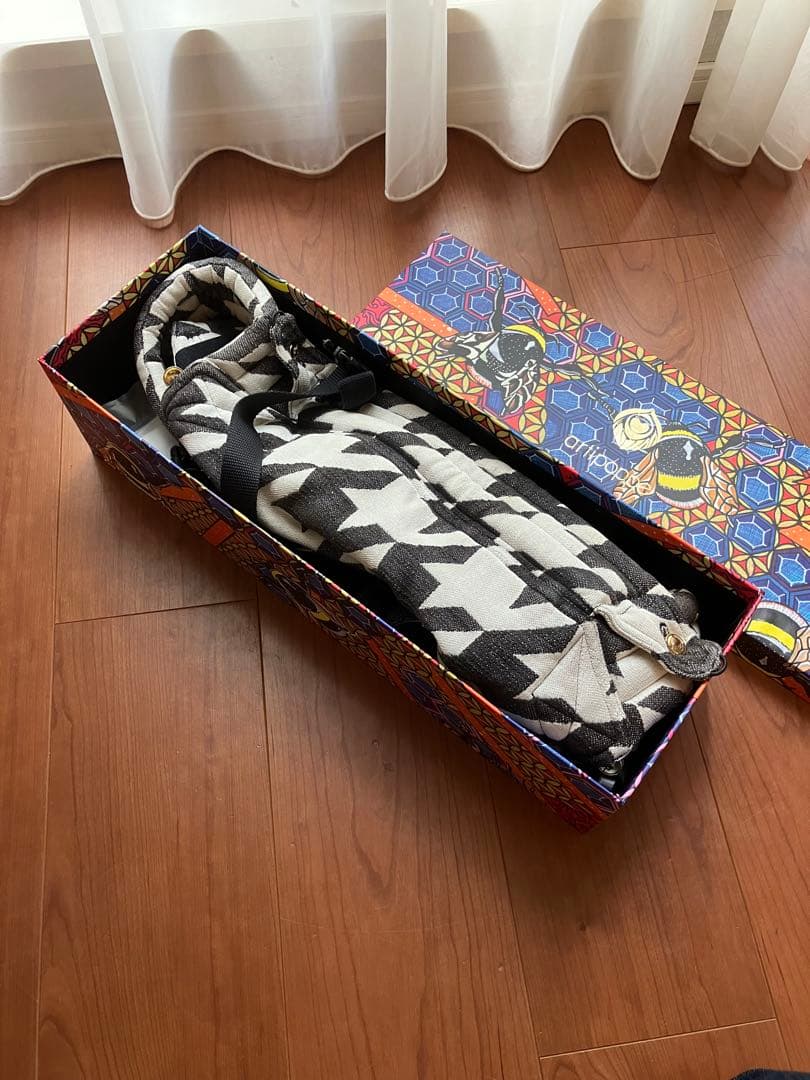 artipoppe ザイガイスト ツイードBW 抱っこ紐　千鳥　ハンドトゥース