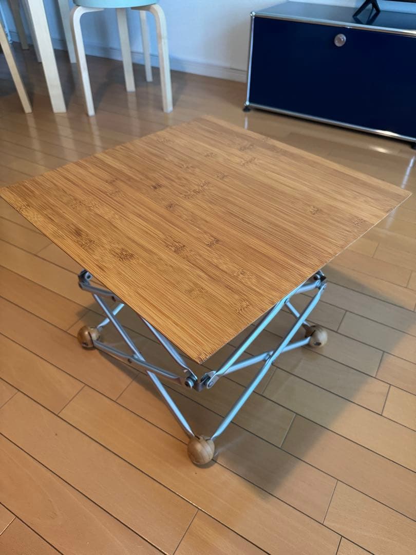 サイドテーブル・ナイトテーブル・ローテーブル Aluminium Pantograph Folding Table
